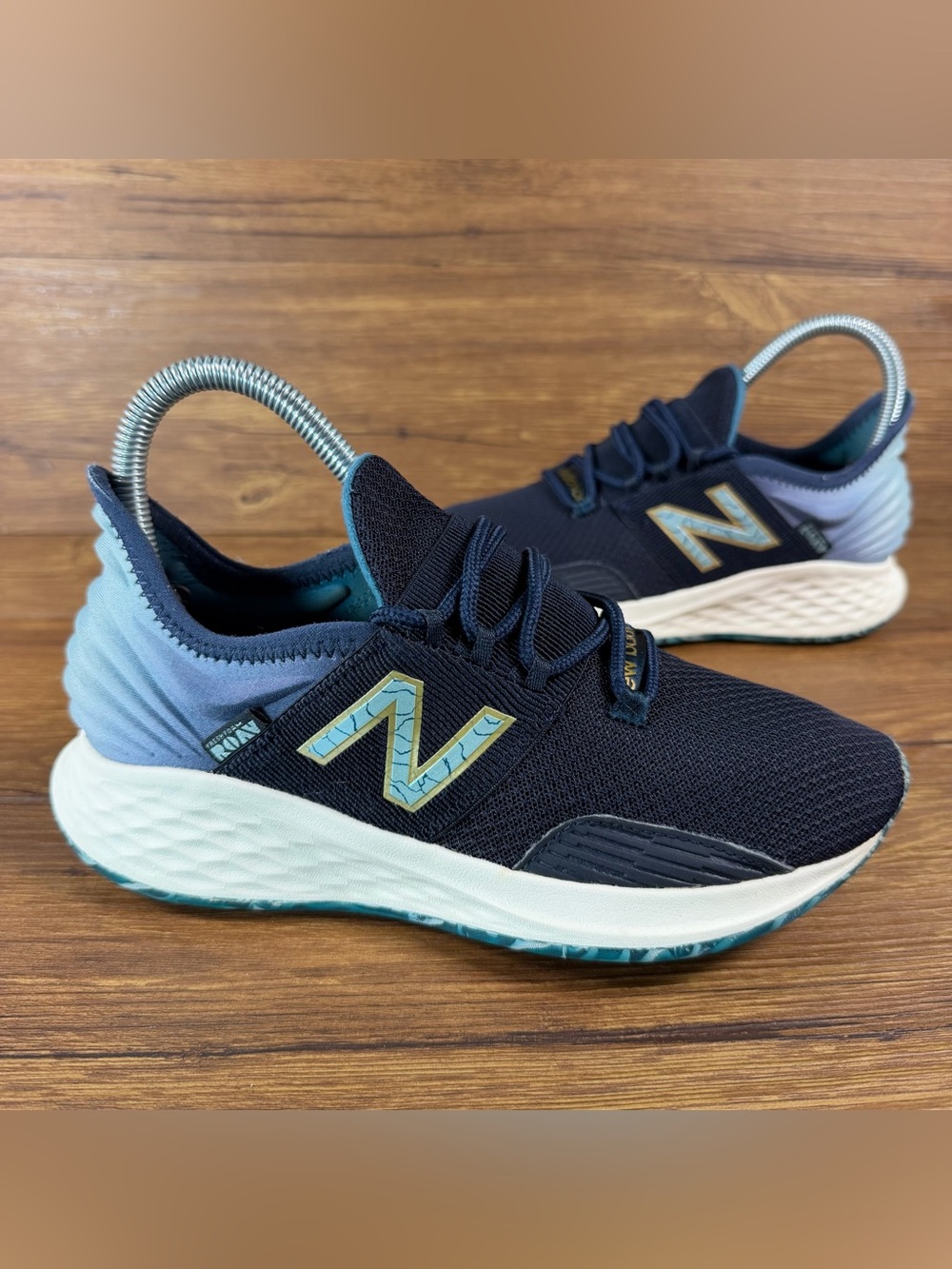 New Balance Womens Fresh Foam Roav Running Shoes Sneakers Size 6B Blue
